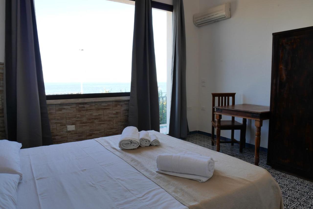 B&B Al Vecchio Pontile Marsala Sicilia マルサラ エクステリア 写真